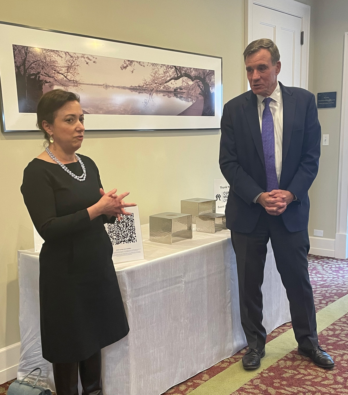 Virginia League President/CEO Carrie Hunt with U.S. Sen. Mark Warner.