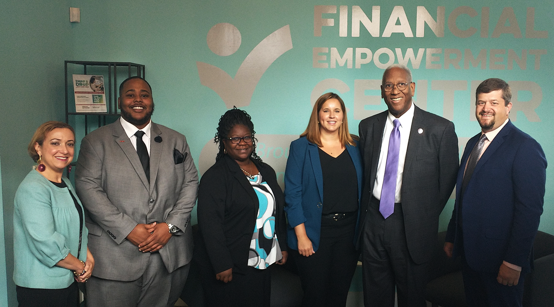 Congressman Don McEachin meets with credit union and League representatives